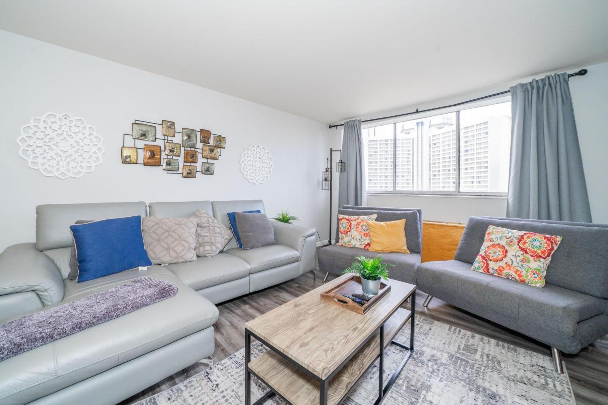 Welcoming Barn, 2 Bedroom & 1 Bath & Parking Атланта Екстер'єр фото
