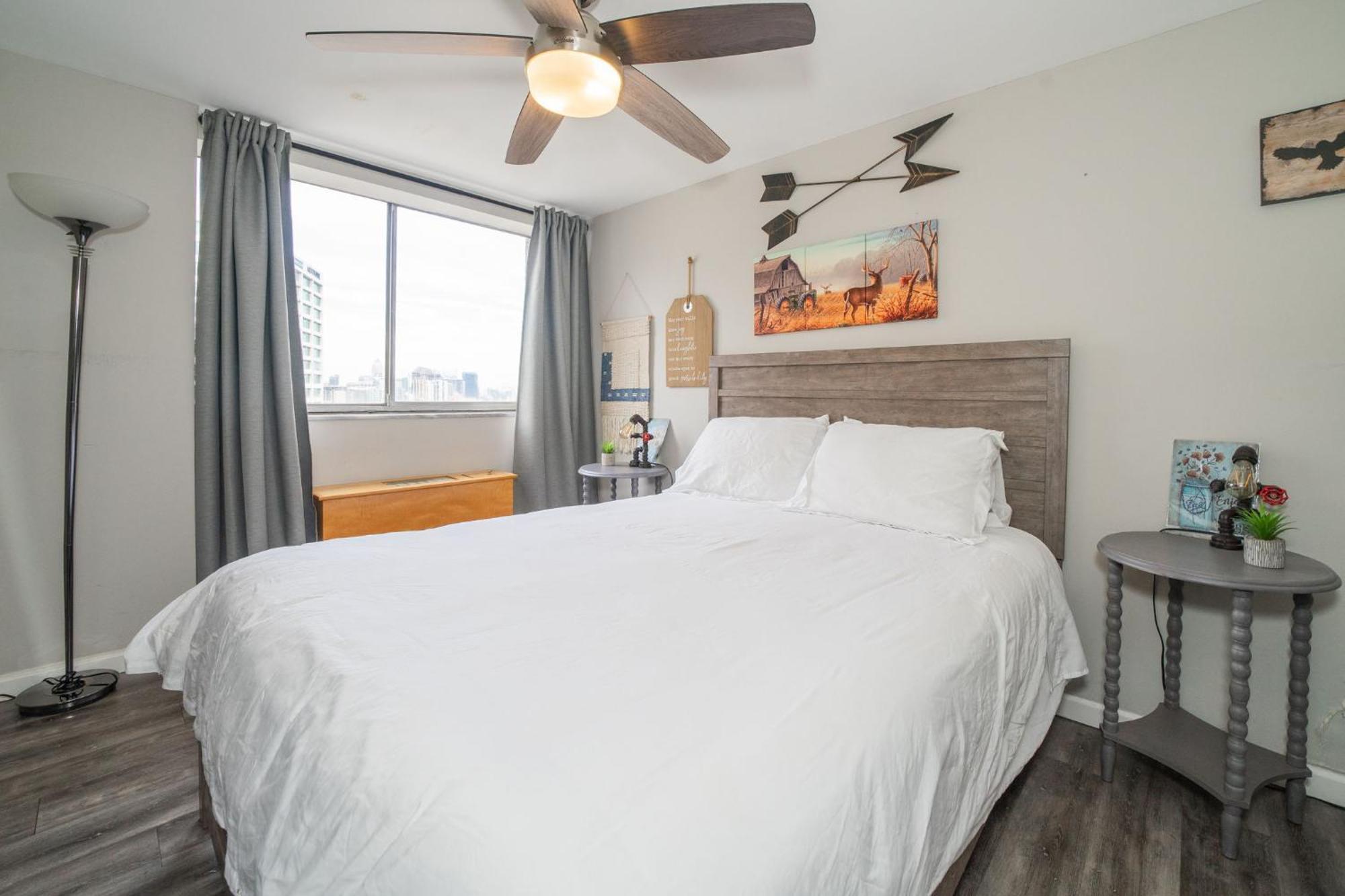 Welcoming Barn, 2 Bedroom & 1 Bath & Parking Атланта Екстер'єр фото